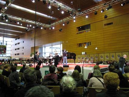 201_bc1.jpg