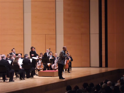 502_0ageconcert04.jpg