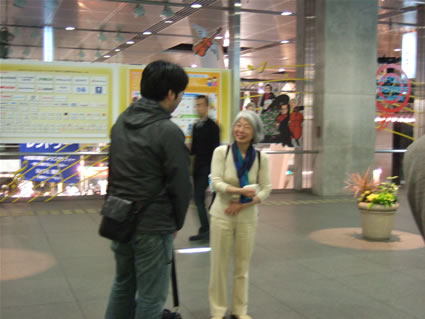 505_enterexit03.jpg