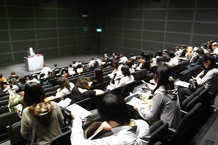 en_20080430_01.jpg