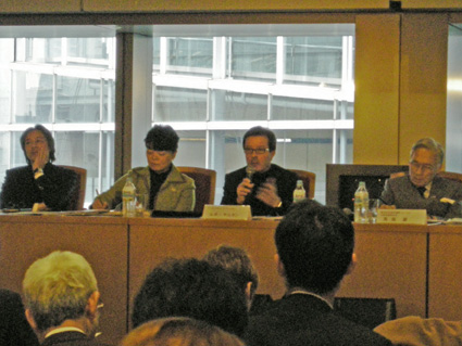 212_press1.jpg