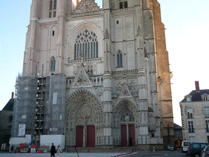 202nantes_cathed.jpg