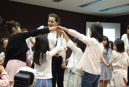 ぐるぐるとダンス