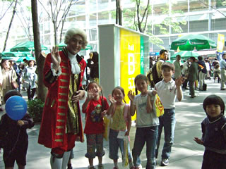 504_singingmozart.jpg